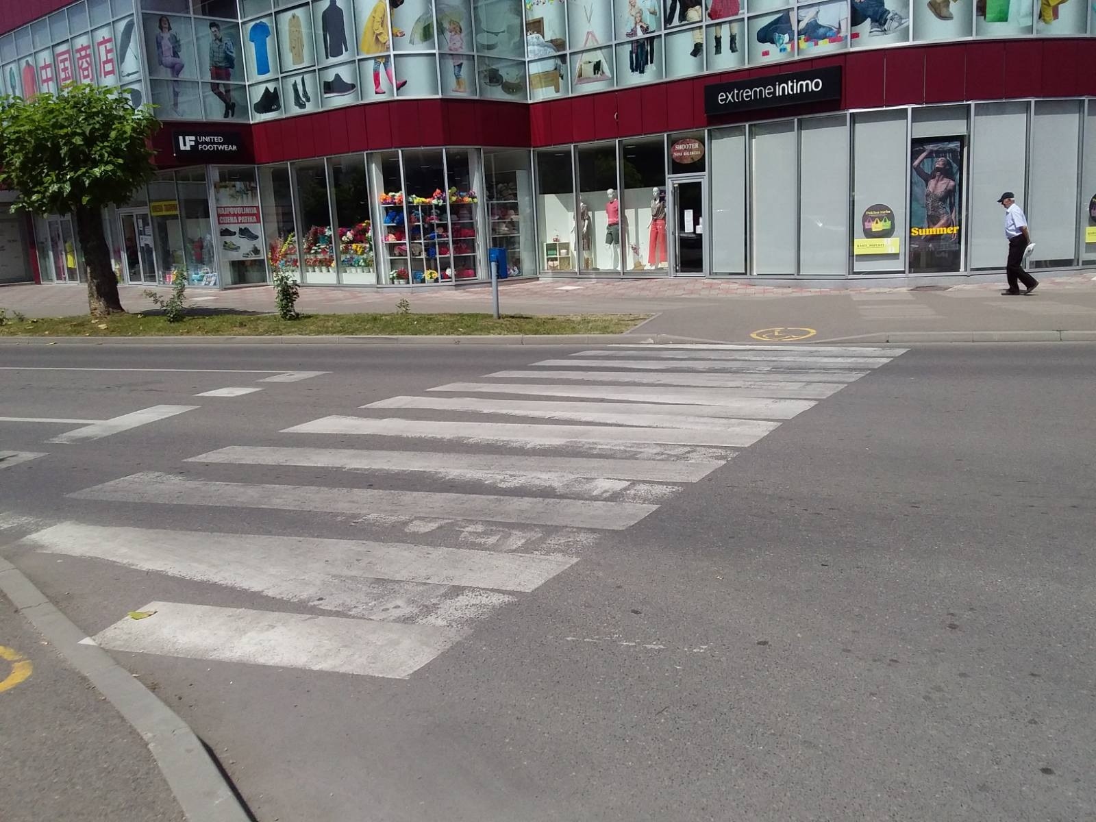 MALTERISANJE PJEŠAČKIH PRELAZA: Doboj negativan primjer za udžbenike. (FOTO) (VIDEO)