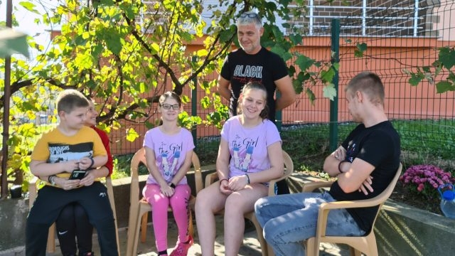 DOBOJ: Za operaciju Sare Lazić nedostaje još 3.500 evra