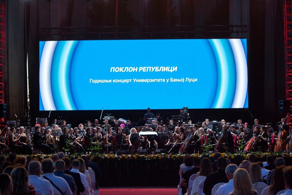 DOGAĐAJ GODINE U BANJOJ LUCI: Koncert „Poklon Republici” 16. juna pod otvorenim nebom