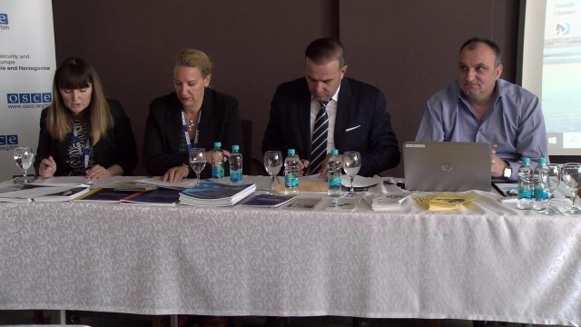 DOBOJ: Predstavljene „Smjernice za unaprjeđenje svakodnevne komunikacije sa osobama sa invaliditetom” (VIDEO)