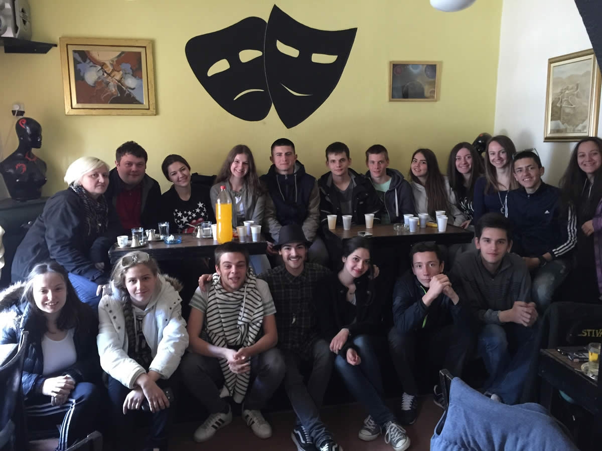 DOBOJ: Izvođenjem predstave plaćaju učešće na dramskom festivalu u Konjicu