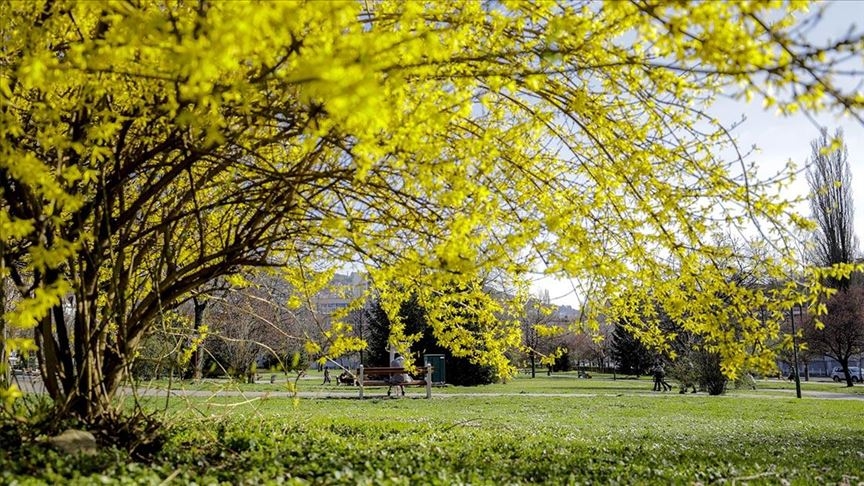 VRIJEME: Danas sunčano, krajem dana ponegdje kiša