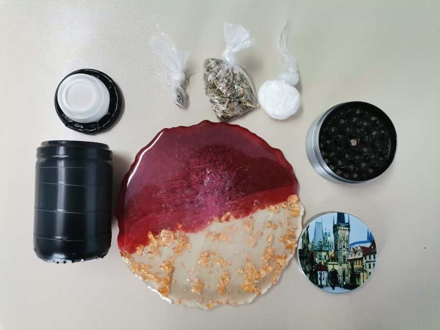 DOBOJ: Uhapšeno lice zbog sumnje u nelegalnu trgovinu opojnim drogama