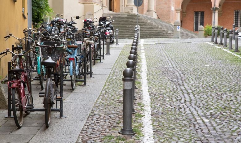 NAJLUĐE RJEŠENJE ZA SMANJIVANJE PROMETA U CENTRU GRADA Svako bicikliranje ili hodanje nagrađuju pivom ili sladoledom, a rezultati su fascinantni