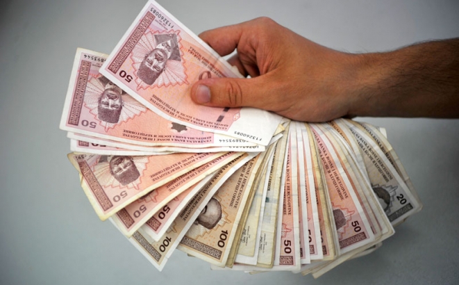 JANUARSKI PROSJEK 1.217 KM: Evo kojim su radnicima u Srpskoj unazad godinu plate najviše porasle