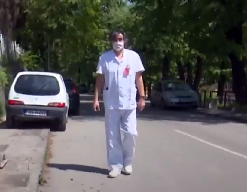 DOBOJ: Doktor koji je pobijedio korona virus (VIDEO)