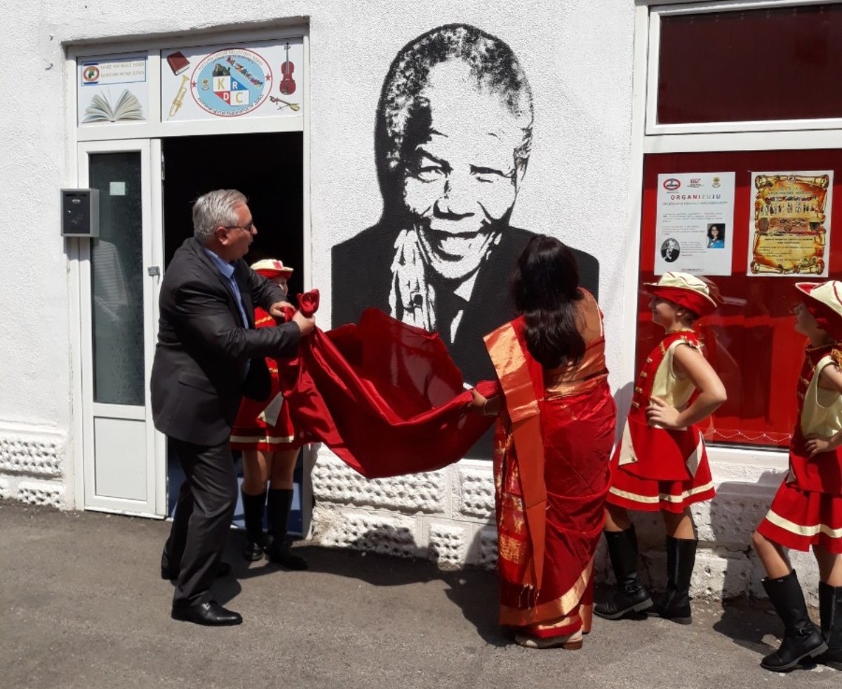 DOBOJ: Novi mural Denija Božića (FOTO)