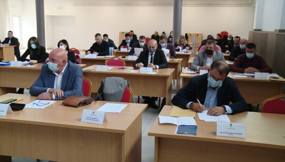 DOBOJ: Budžet u službi vlasti, a ne građana