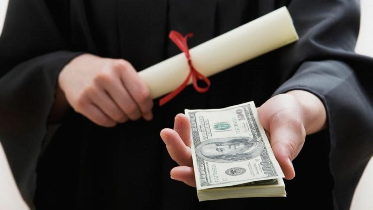 DOBOJ: Lažnu diplomu pokušao ovjeriti kao pravu