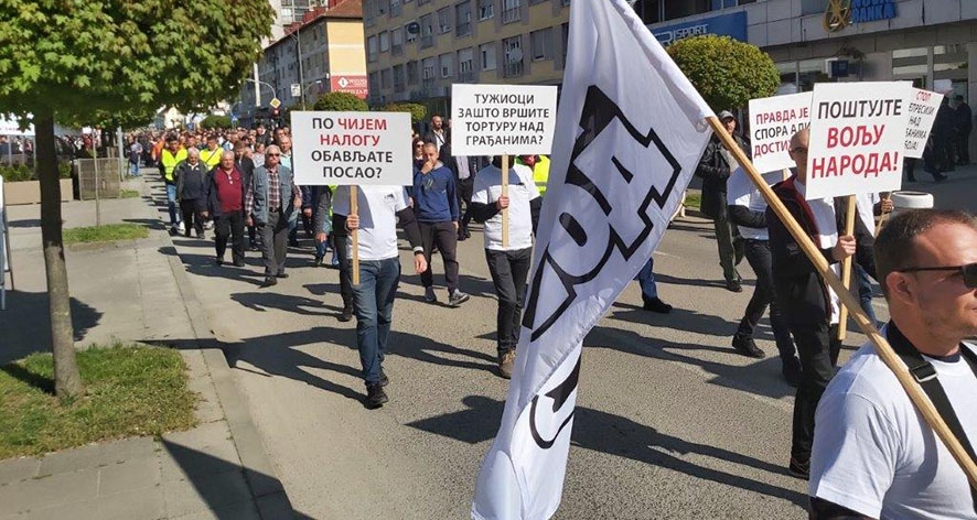 TUŽILAŠTVO PODIGLO OPTUŽNICE PROTIV 23 LICA, ZBOG IZBORNE PREVARE U DOBOJU. Tako je otkrivena i pozadina prošlosedmičnih protesta u ovom gradu.