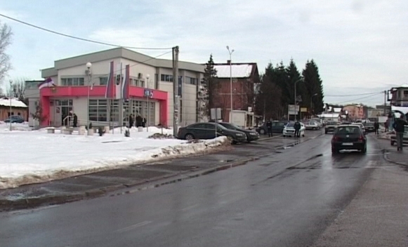 STANARI: Najmanje administracije i najniže plate (VIDEO)