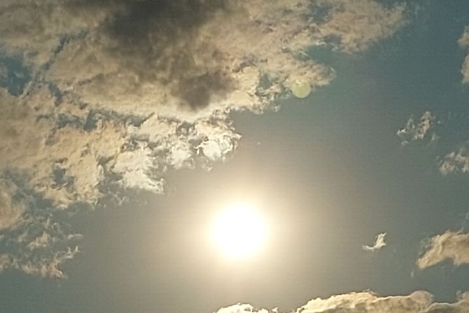 VRIJEME: Danas sunčano i vruće, večeras stiže osvježenje