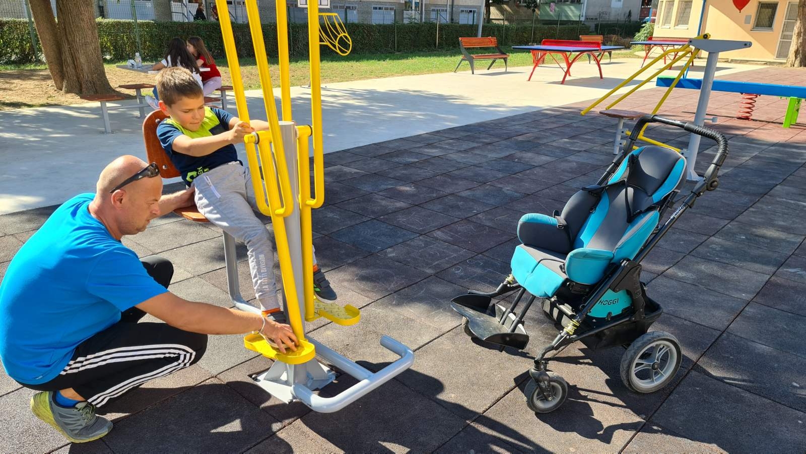 DOBOJ: Završeno inkluzivno igralište, nakon dva devastiranja, treća sreća