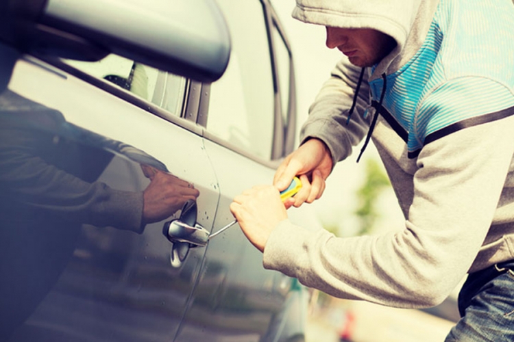 APEL PU DOBOJ: Građani, zaštitite vozila od krađe!