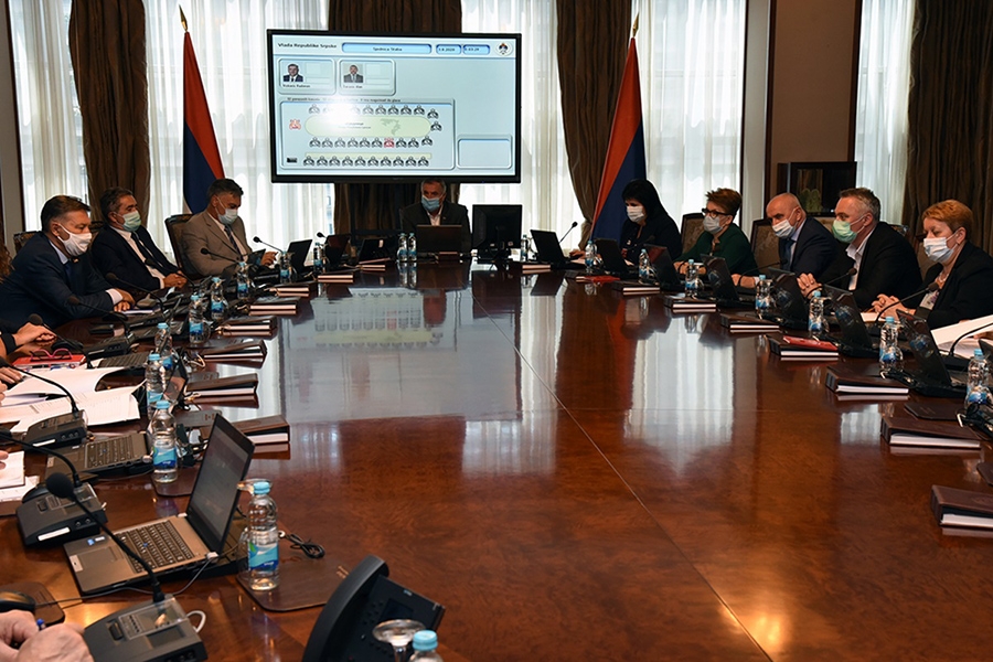 ZABRANE OSTAJU NA SNAZI Produžene mjere za zaštitu od VIRUSA KORONA u Srpskoj