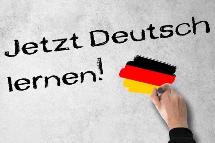 Korona nije svezala njemački jezik