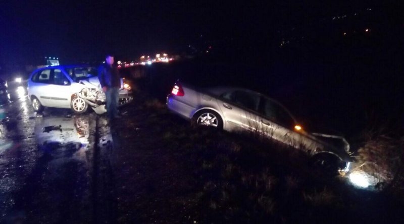 DOBOJ: Sudar dva vozila, saobraćaj trenutno obustavljen (FOTO)