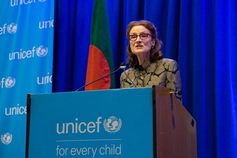 HENRIETTA H. FORE, IZVRŠNA DIREKTORICA UNICEF-a: Otvorite škole, djeca ostaju zakinuta u sposobnosti čitanja, pisanja i osnovne matematike