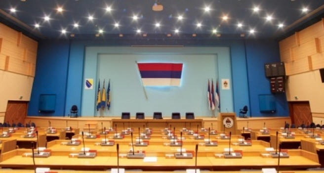 Usvojen zakon o radu!