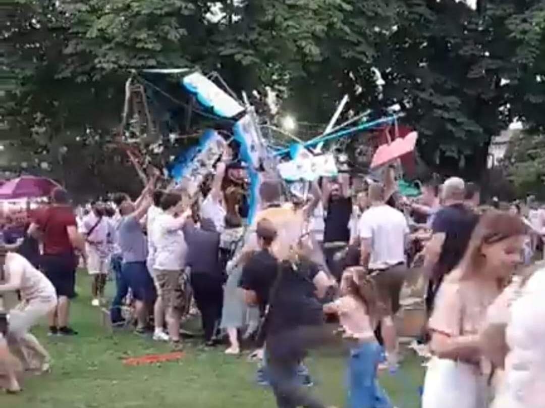 DOBOJSKI INFO DONOSI: Zbrinuta četiri djeteta povrijeđena u prevrtanju ringišpila