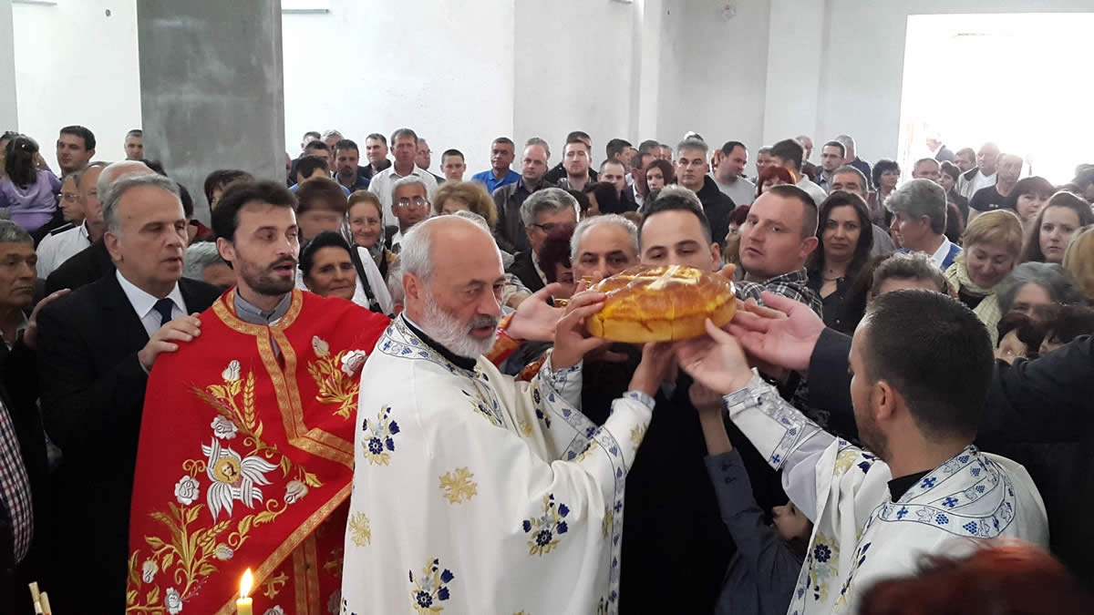STANARI: Obilježena druga krsna slava opštine (FOTO)