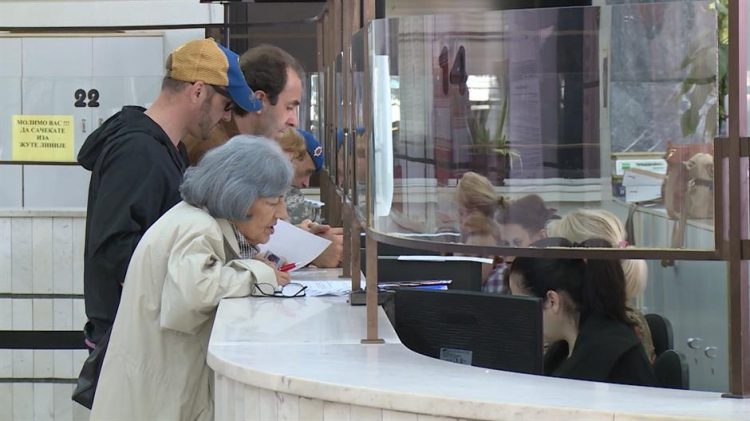 ODLUKA VLADE: Jednokratna pomoć za penzionere od 100 do 200 KM