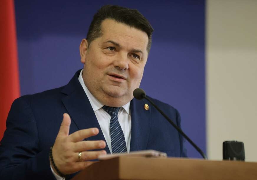 Pogubio konce: Da li je Nenad Stevandić NAJGORI PREDSJEDNIK Narodne skupštine u njenoj istoriji