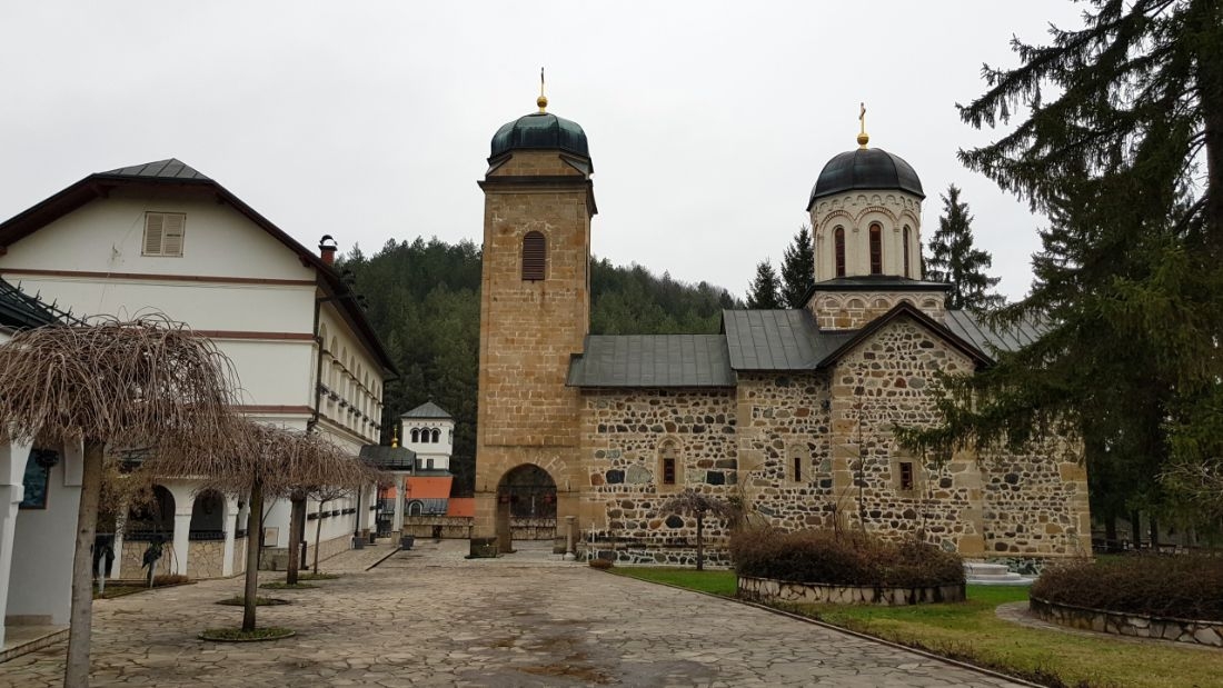 MANASTIR OZREN: Manastir je duši što i bolnica tijelu (FOTO)