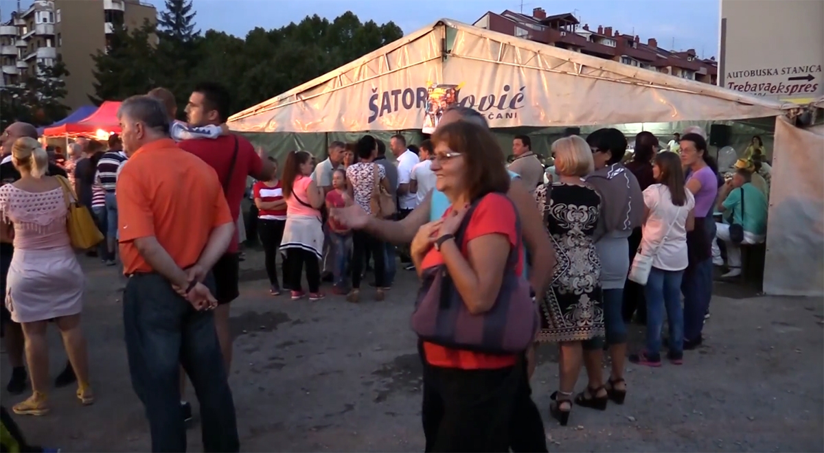 OKOM KAMERE: Gradina i gradinari (VIDEO)