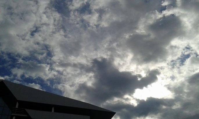 VRIJEME: Danas pretežno oblačno, ali toplo