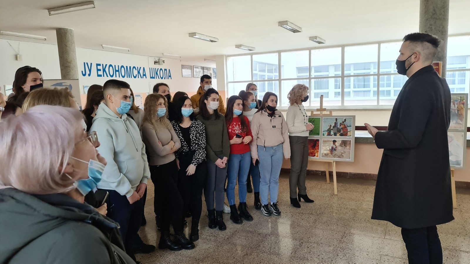 DOBOJ: Otvorena izložba fotografija Mladena Blagojevića (FOTO)