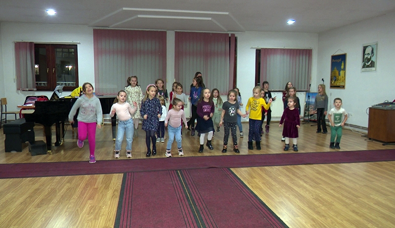 DOBOJ: Dječiji hor „Pačići” pobjednik „Malog kompozitora – Banjaluka 2022” (VIDEO)