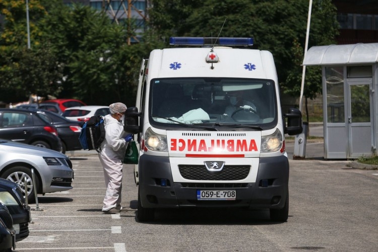 PREMINULE JOŠ TRI OSOBE U Doboju 5, u Srpskoj potvrđena 43 nova slučaja virusa korona