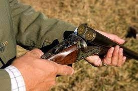 DOBOJ: Tragedija izbjegnuta za dlaku, muškarac ranjen u lovu, upucao ga kolega lovac