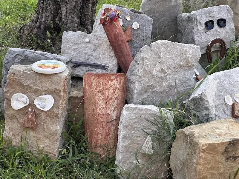 I BI NEDELJA: Poruke iz mraka