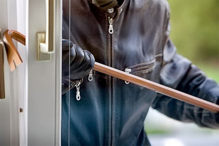 DOBOJ: Osumnjičen za dvije krađe i tri pokušaja krađa