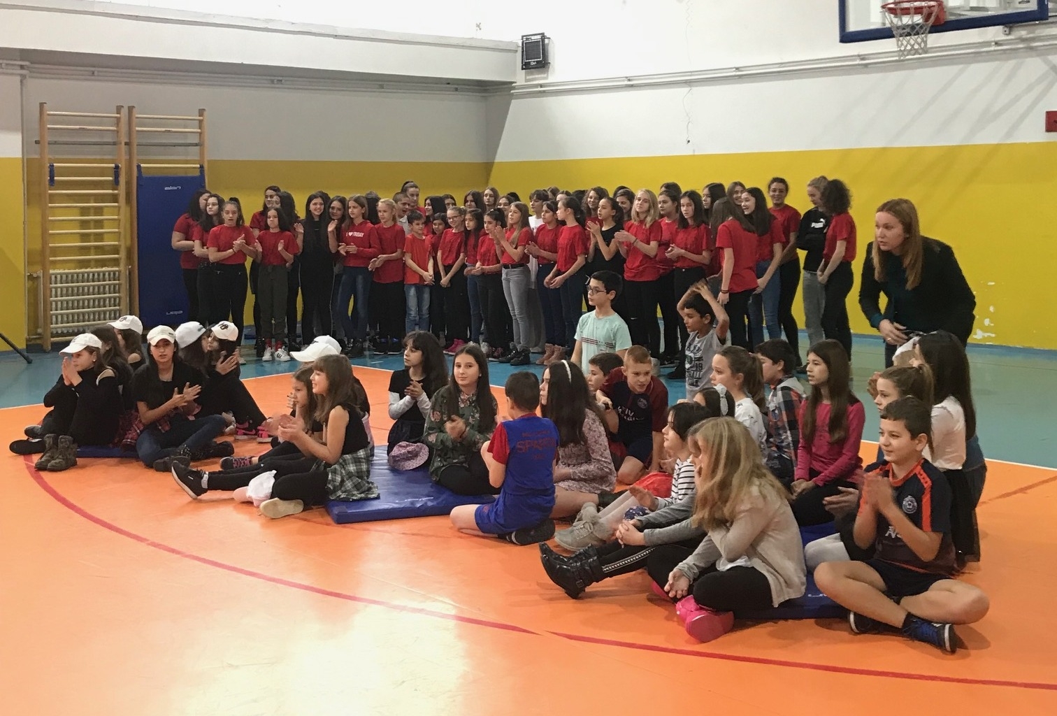 DOBOJ: "Nek živi ljubav", osnovci obilježavaju Sedmicu inkluzije (FOTO)