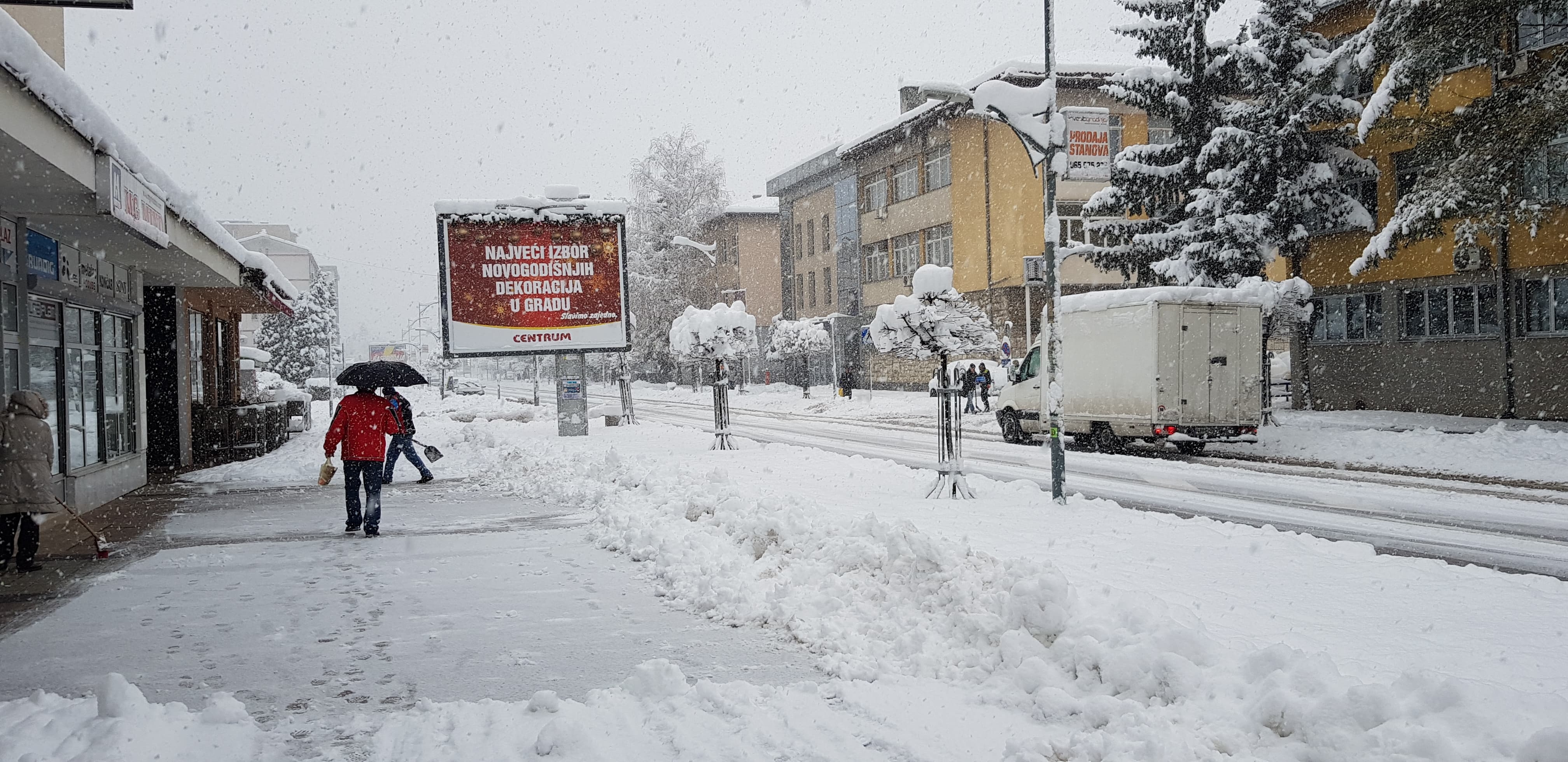 PUTEVI: Novi snijeg otežava saobraćaj