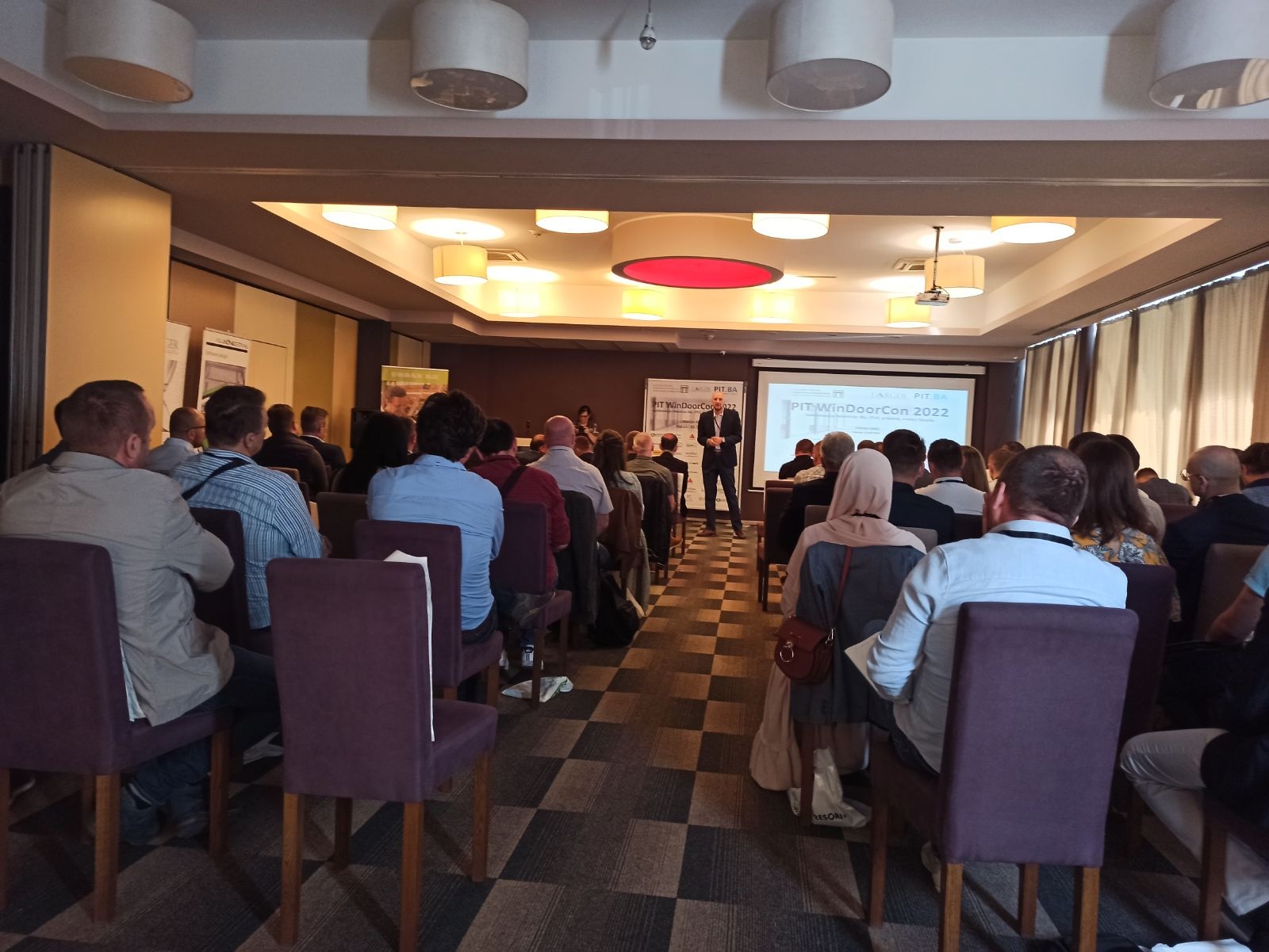 DOBOJ: Počela konferencija industrije ALU i PVC stolarije