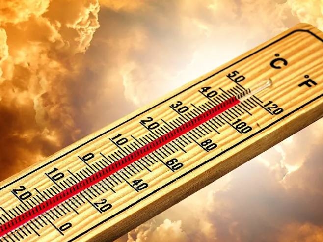 VRIJEME: Danas sunčano i vruće, večeras tropska noć