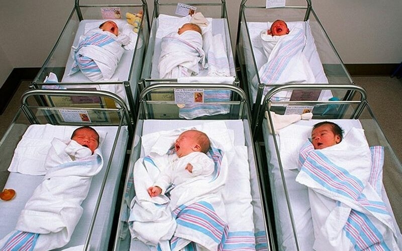 DOBOJ: U protekla 24 časa rođene četiri djevojčice i pet dječaka