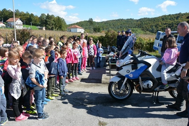 DOBOJ: Dan otvorenih vrata za učenike u Malom Prnjavoru (FOTO)