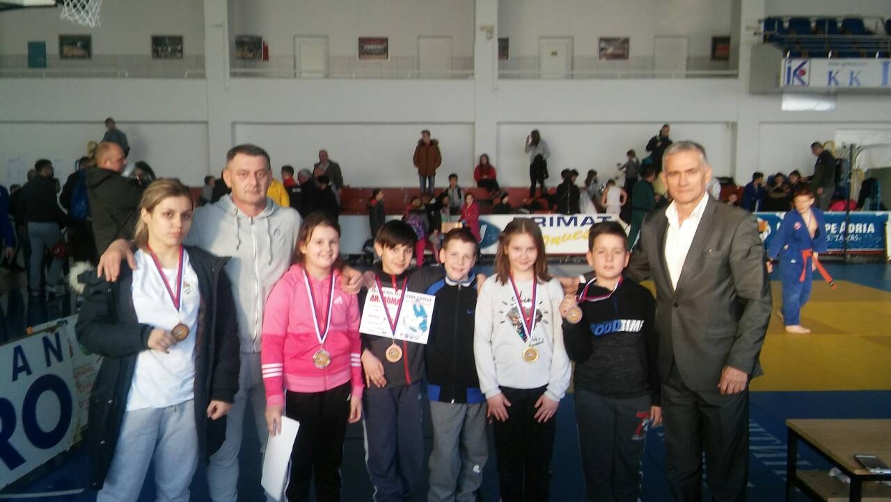 DOBOJ: Zapažen nastup džudista na prvenstvu Republike Srpske (FOTO)