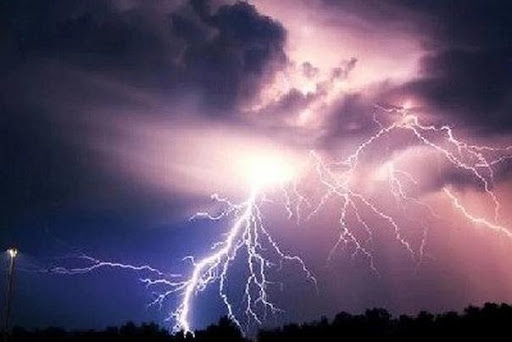 VRIJEME: Mjestimično s kišom, pljuskovima i grmljavinom