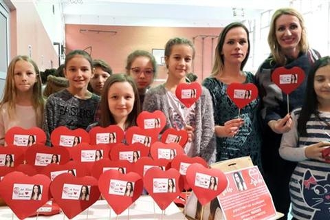 DOBOJ: Učenici OŠ "Sveti Sava" prikupili 8.000 KM za liječenje Nine Bližnjaković