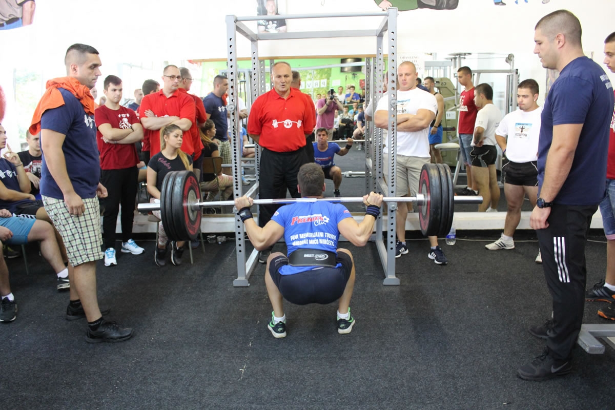 OKOM KAMERE: Memorijalni powerlifting turnir "Miodrag Mićo Mirčetić“
