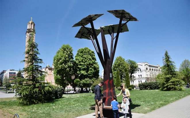 Banjaluka dobila prvo solarno drvo, a Doboj!?