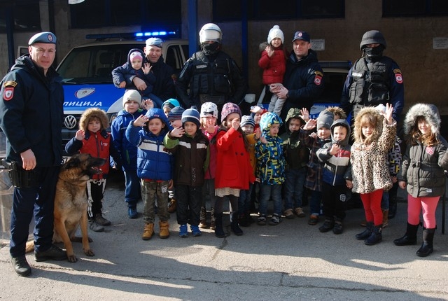 DOBOJ: Dan otvorenih vrata (FOTO)