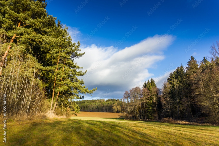 VRIJEME: Sunčano, poslije podne i uveče vjetrovito