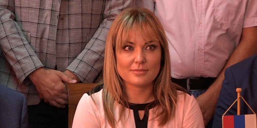 "Prva sam kažnjena od strane SNSD-a, još uvijek sam na sudu sa ministrom policije, a optužuju me da sam radila za njihove interese"